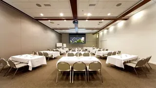 Days Inn by Wyndham Seymour