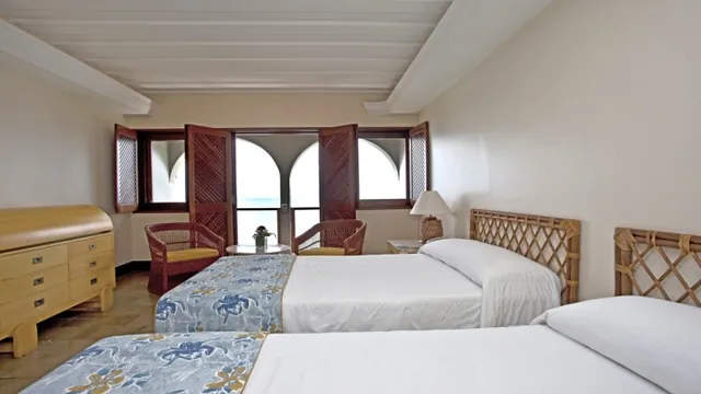 Marina Quays International Hope Island photo 1