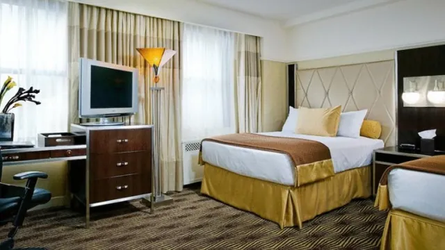 Ramada Denver Midtown Hotel photo 2