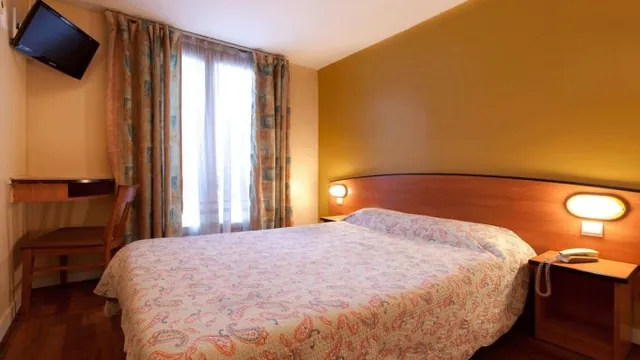 Days Inn by Wyndham Sheffield M1 photo 2
