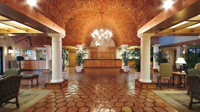 Chaparral Suites Resort Scottsdale photo 1