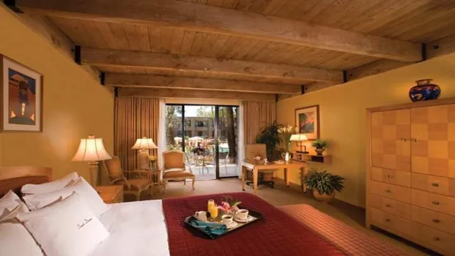 Chaparral Suites Resort Scottsdale photo 2