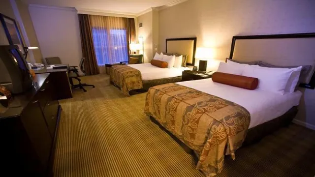 Hilton Alexandria Old Town photo 2