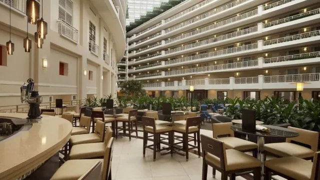Hilton Alexandria Old Town photo 3