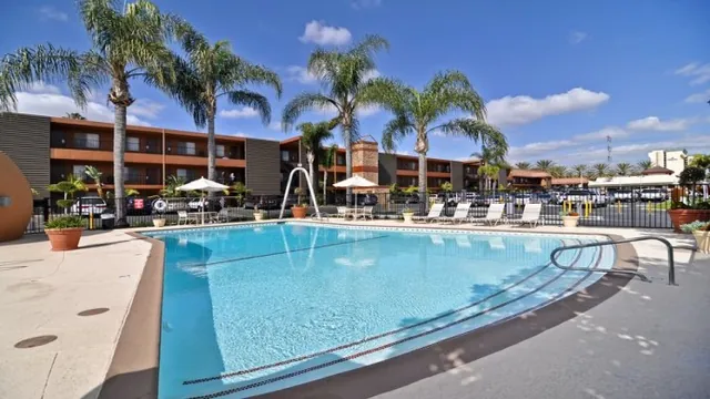 Best Western Plus Anaheim Inn photo 5