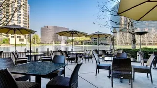 Atrium Hotel at Orange County Airport