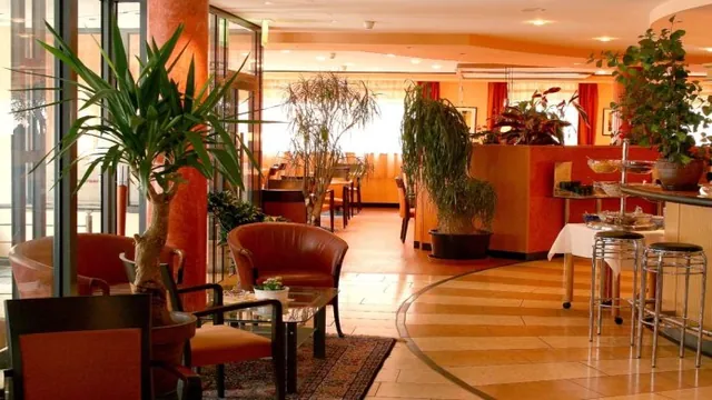 Ramada Treff Hotel Limes-Thermen Aalen photo 2