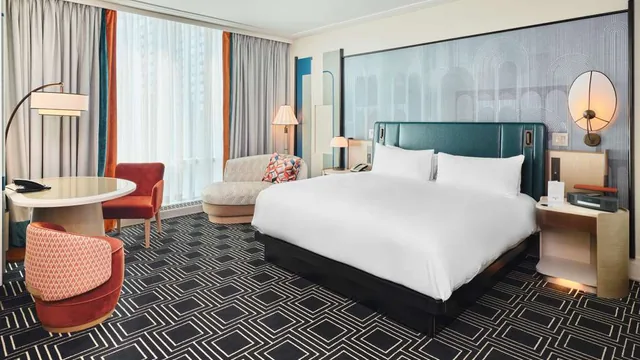 Sofitel Montreal Golden Mile photo 2