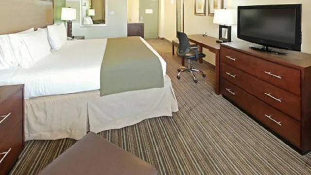 Microtel Inn & Suites Fort Worth Stockyards photo 1