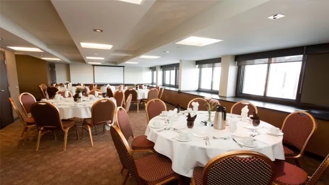 Ramada Hotel & Convention Centre Regina photo 2