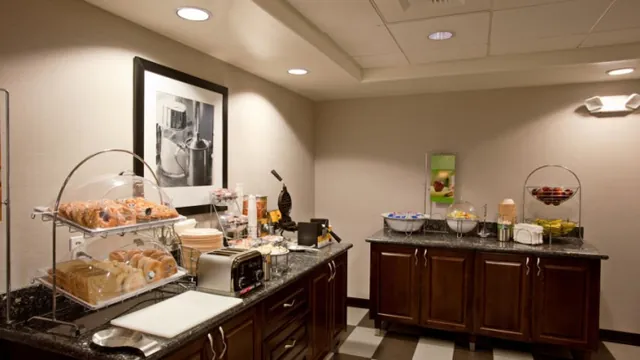 Quality Inn & Suites Mesa photo 3