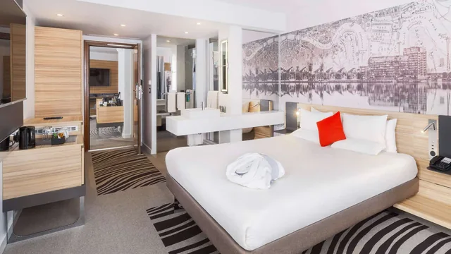 Novotel London Excel photo 5