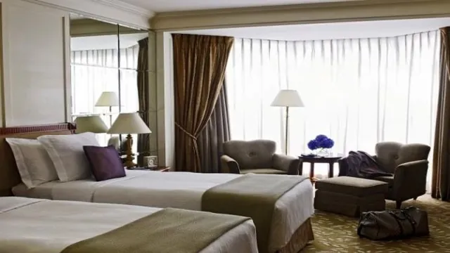 The Langham Hong Kong Hotel photo 6
