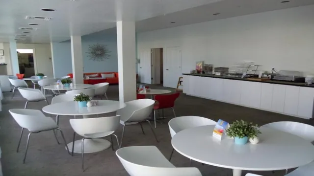 Ramada Limited West Tucson (AZ) photo 3