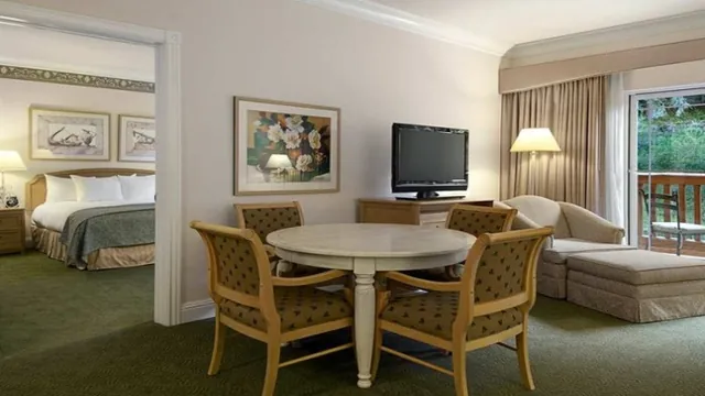 The Old Woolstore Apartment Hotel photo 3