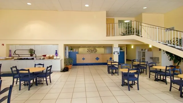 Best Western Hotel & Conference Center Tampa photo 4