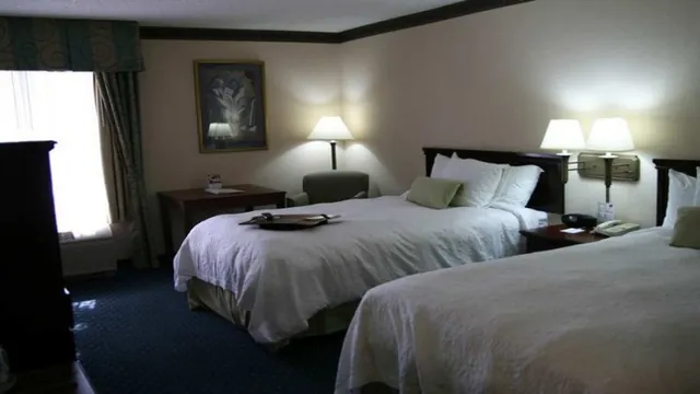 La Quinta Inn & Suites Tampa East Fairgrounds photo 2