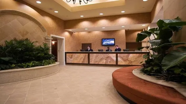 La Quinta Inn & Suites Tampa East Fairgrounds photo 3