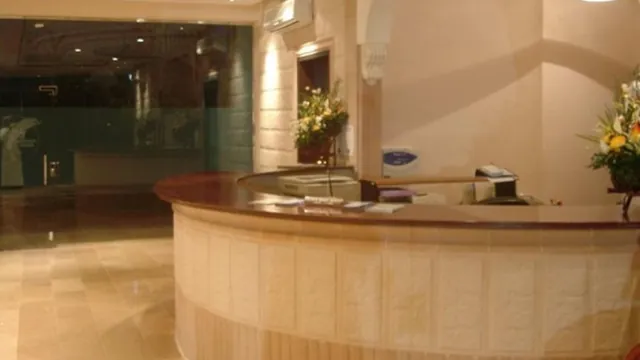 Ramada Inn Tampa photo 2