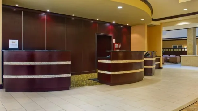 Dolphin Beach Resort St. Petersburg photo 3