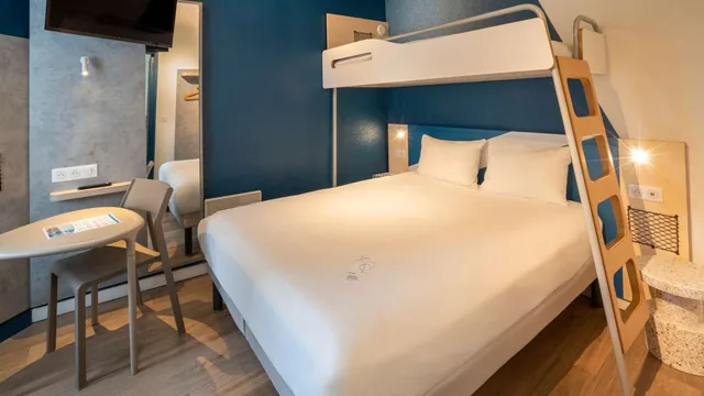Jade Manotel Geneva photo 6