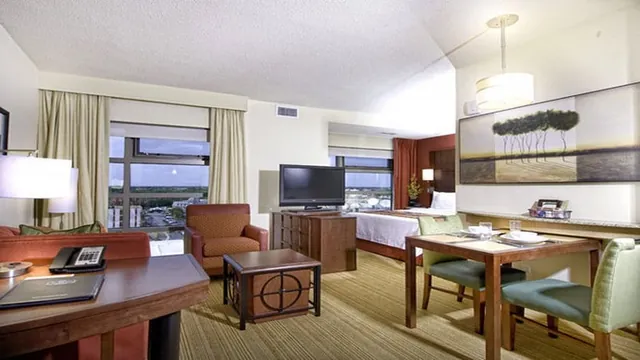Ramada Inn on the Beach photo 3
