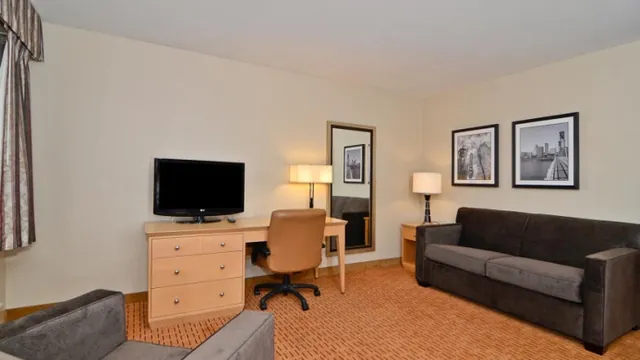 Avisford Park Hotel photo 2