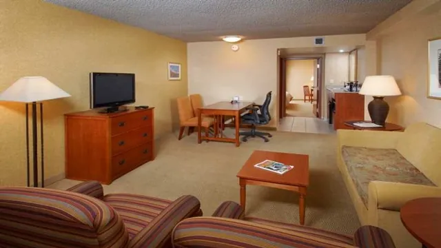 Days Inn & Suites Denver International Airport photo 2