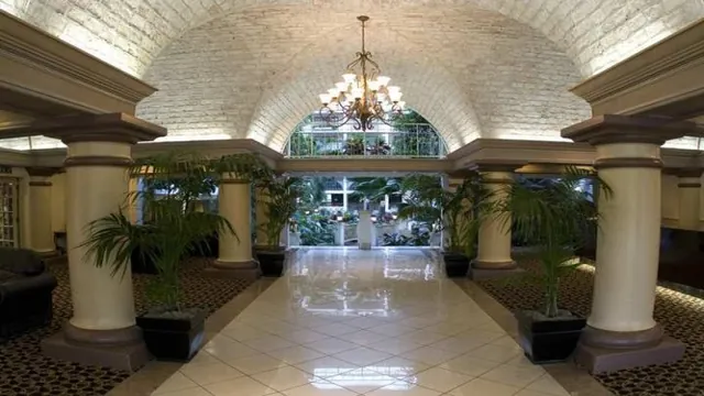 Embassy Suites Denver - Southeast photo 1