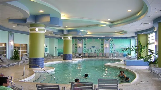 Wyndham Ocean Walk Resort Daytona Beach photo 3