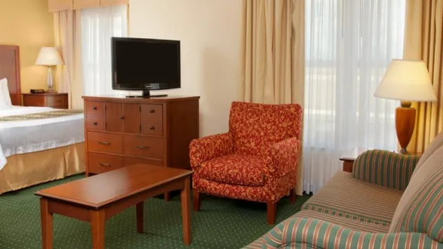 Hawaiian Inn Daytona Beach Resort photo 2