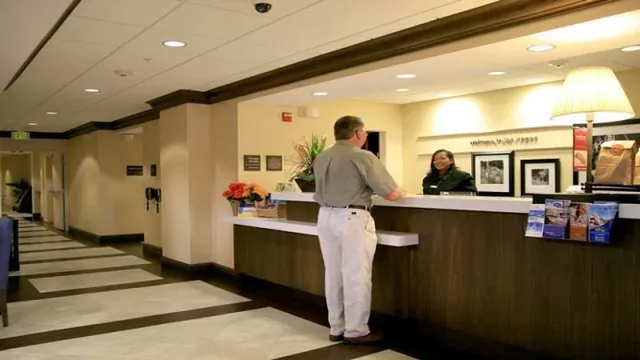 Hampton Inn & Suites Las Vegas-Henderson photo 2