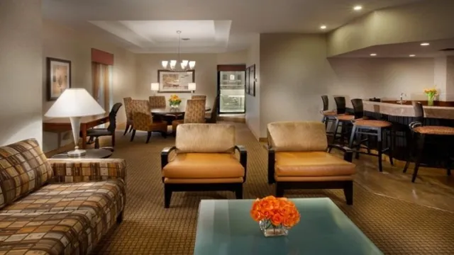 La Quinta Inn Indianapolis North at Pyramids photo 3