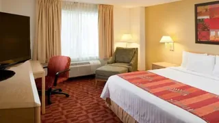 Cairns Queenslander Hotel & Apartments