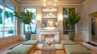 Crest Hotel Suites Miami