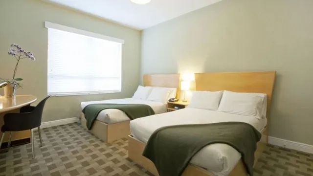 Heritage Cairns Motel photo 3