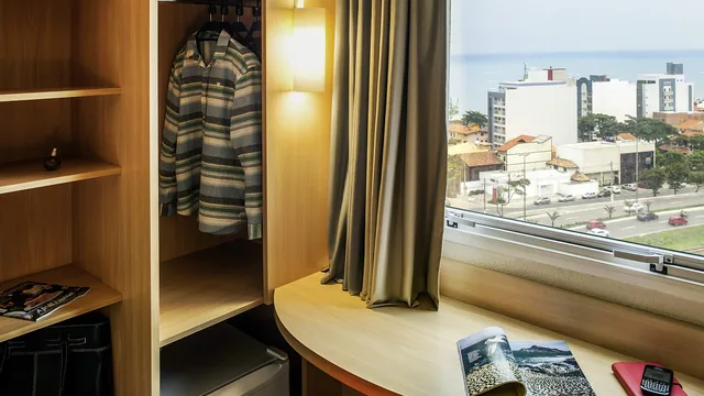 Ibis Macae photo 3