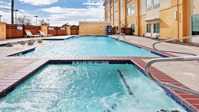 Days Inn North Dallas/Farmers Branch photo 3