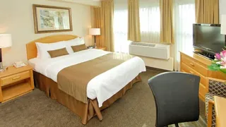 Howard Johnson Hotel Vancouver Downtown