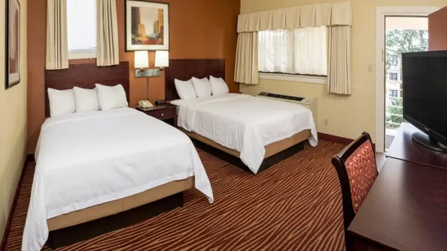 DoubleTree Resort by Hilton Hotel Fiji - Sonaisali Island photo 1