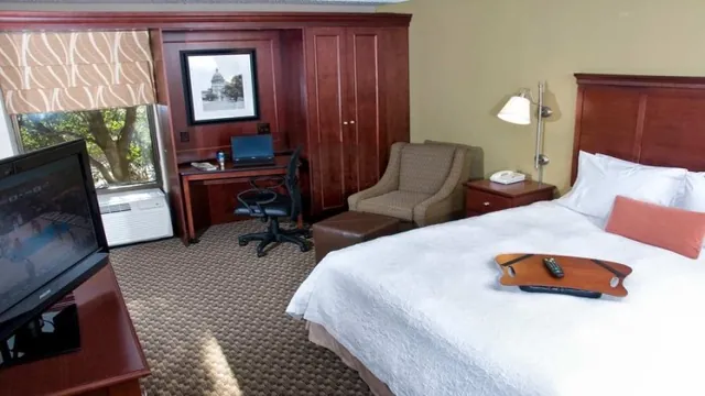 Ramada Limited Austin North photo 2