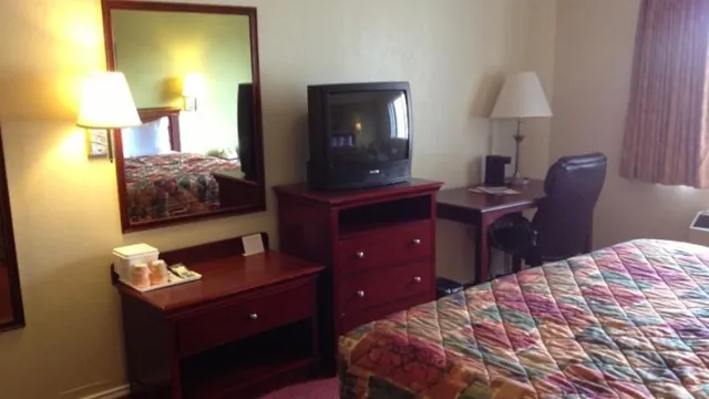 Ramada Limited Austin North photo 3
