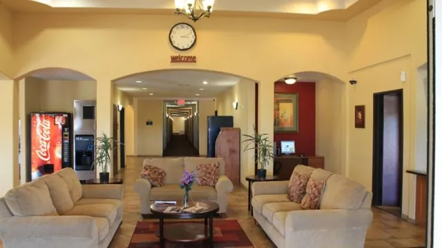 Days Inn Downtown Riverwalk photo 2