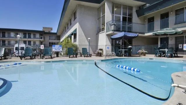 Metropolitan Inn Salt Lake City photo 3