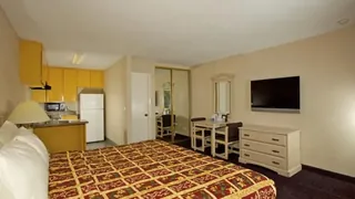 Days Inn Mission Valley San Diego