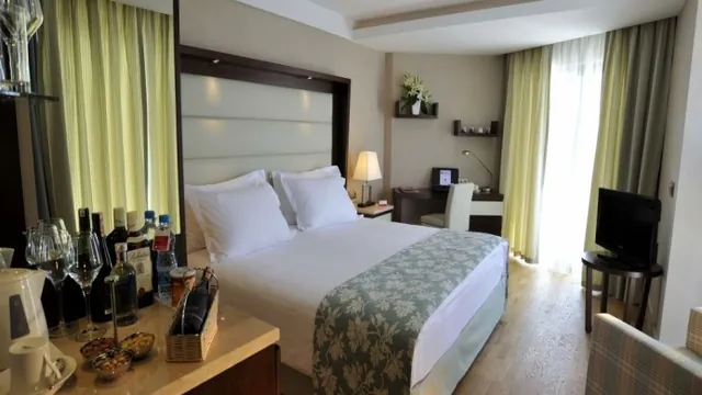 The Grand Apartments Gold Coast photo 1