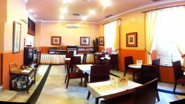 Abril Hotel Seville photo 3