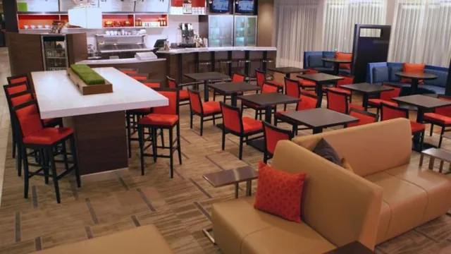 Quality Hotel & Conference Center Atlanta photo 3