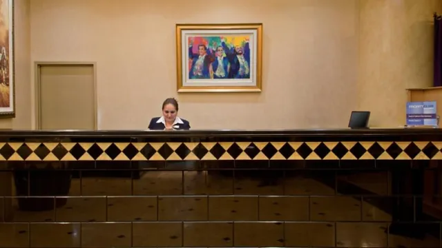 Ramada Inn Commerce Los Angeles photo 3