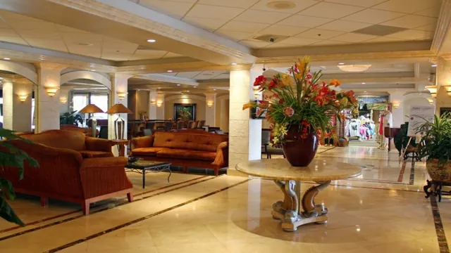 Ocean Sky Hotel & Resort Fort Lauderdale photo 2